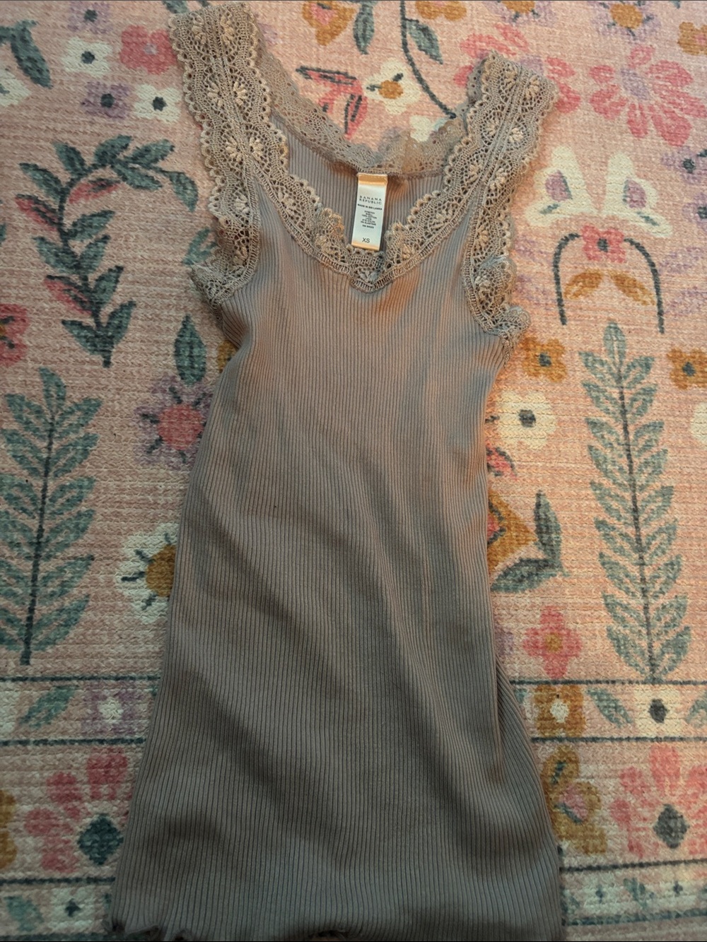 Banana Republic Lace-Trim Ribbed Tank Top in Taupe